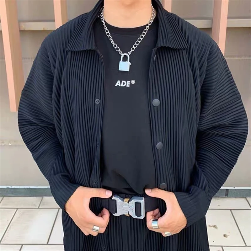 

Issey Miyake Men's Pleated Shirts 2023 Autumn Long sleeve Tops High Street Loose Single Breasting Casual Little Cardigan Coat