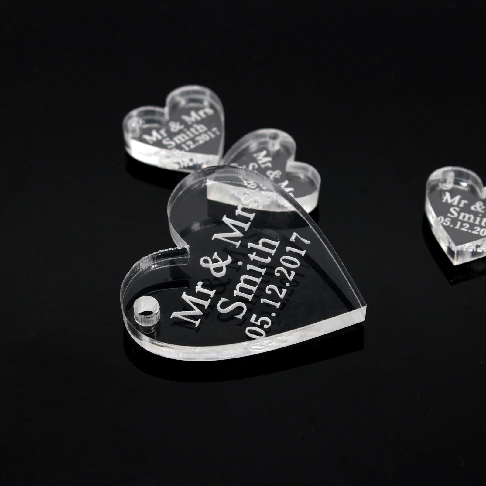 Персонализированные акриловые сердечки для подарков 50 шт.