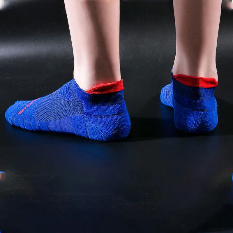 New Men Basketball Football Sock Breathable Outdoor Protect Feet Wicking Bike Running Football Sport Socks Men Sock