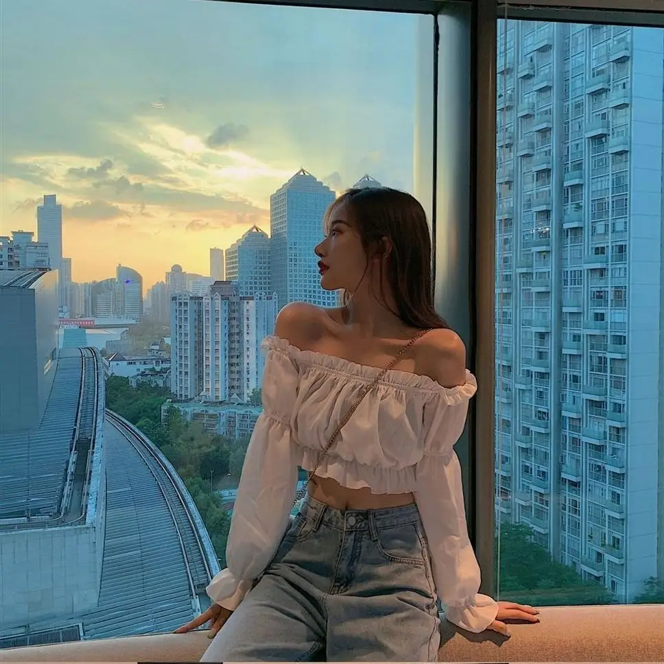 

Women Shirts Blouses Sexy Off Shoulder Tops Puff Long Sleeve Spring Autumn Club Party Ruffle Tunic Crop Female Black Tube Tops