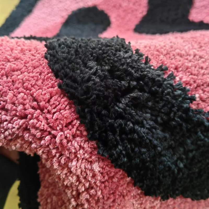 Ковер со смайликом розовый напольный коврик ручной работы милый для украшения