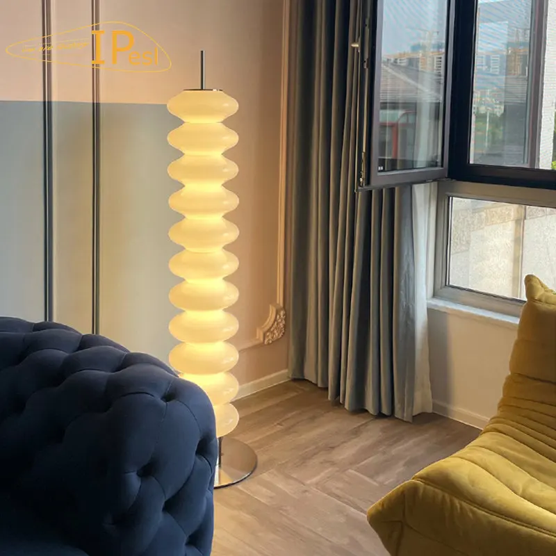 Напольная Лампа в сеточку простой современный светильник скандинавском стиле