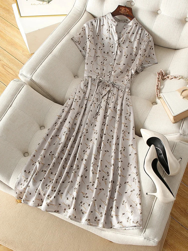 Женское платье из натурального шелка маленькое летнее с коротким рукавом и