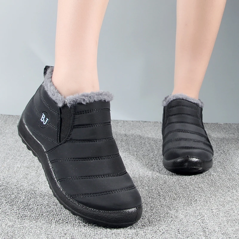 Winter Snow Boots Women Slip on Waterproof Ankle Boots Winter Shoes Female Snow Botines 2022 Black Botas Femininas Plus Size 46