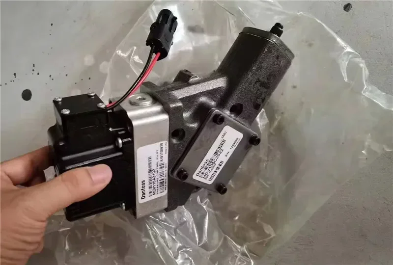 Контроллер давления Sauer Dan foss MCV105C3022 MCV105C3023 KVEBB1402 KVEBB0504 KVEBB1004 KVEBB1404 пилотный