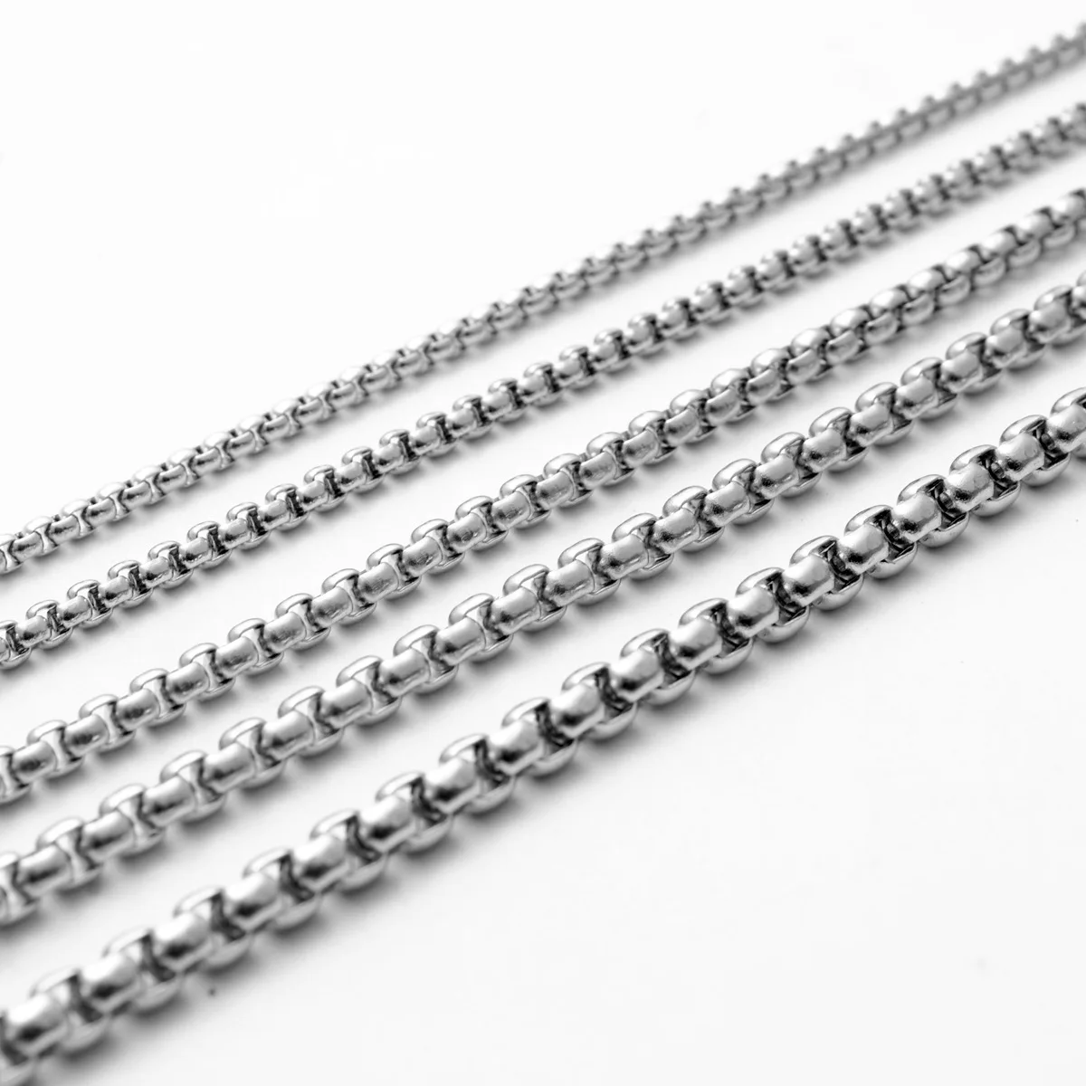 

Women Stainless Steel Necklace Width 1.5/2/2.5/3/3.5/4/4.5/5mm Round Box Link Chain Necklace Stainless Steel Jewelry Wholesale