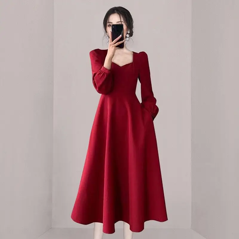 

High Quality Summer Elegant Annual Meeting Dress Hot Sales Women Square Neck French Design Style Red Velvet Long Maxi Dresses
