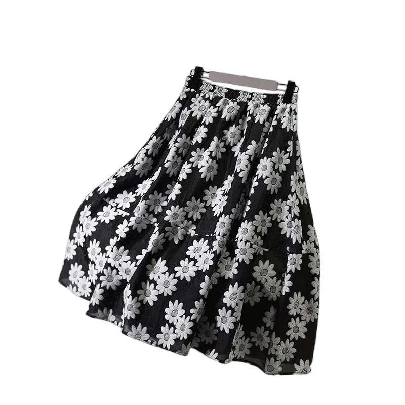 

High-quality flowers calico skirt for women's 2023 Spring Summer fashion new office lady casual black white skirt femme K092