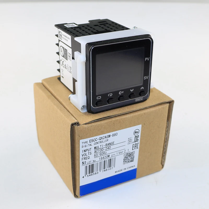 

E5CC-QX2ASM-880 digital display intelligent temperature controller environment-resistant special controller