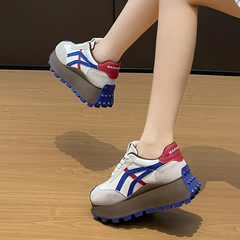 Высокий уровень внешнего вида толстая подошва увеличивающая цвет модная удобная