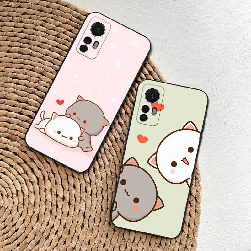 

Peach Mochi Cat Cartoon Phone Case Funda Black Cover For Xiaomi Redmi Note 11 11EPro10 9 9A 8 6 Pro 10T 9S 8T 7A Luxury Coque
