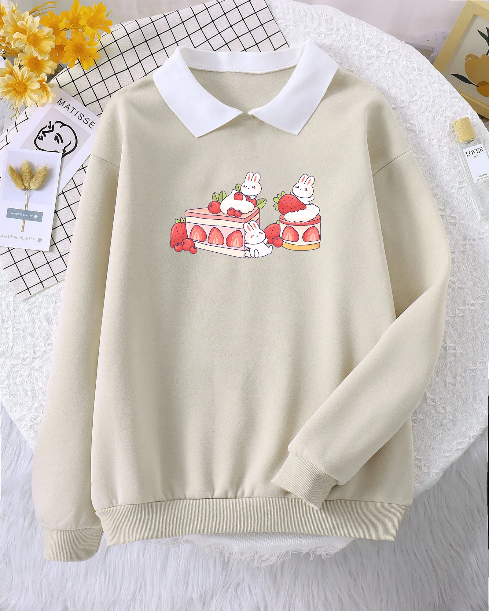 

Повседневные толстовки с изображением клубники кролика торта