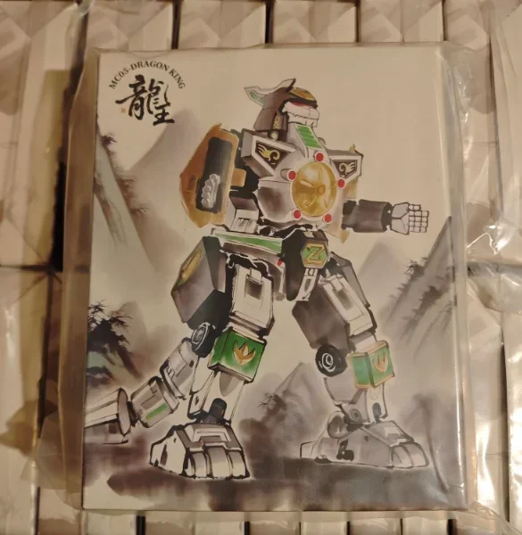 Фото В наличии: Коллекционные фигурки Lucky Cat MICRO COSMOS MC-05 Dragon King, MC03, MC-03B BEAST LORD, Dragon Caesar, Megazord №2