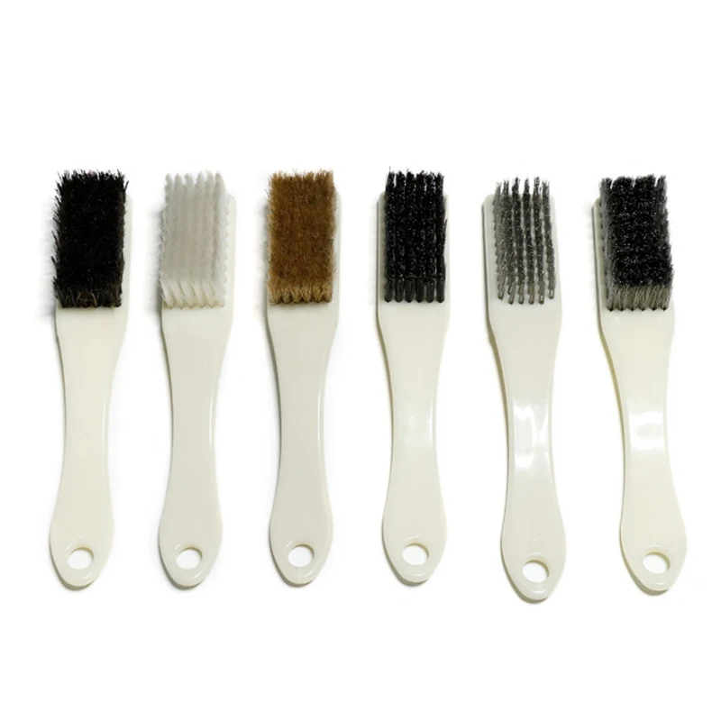 Щетка с щетиной из нержавеющей стали