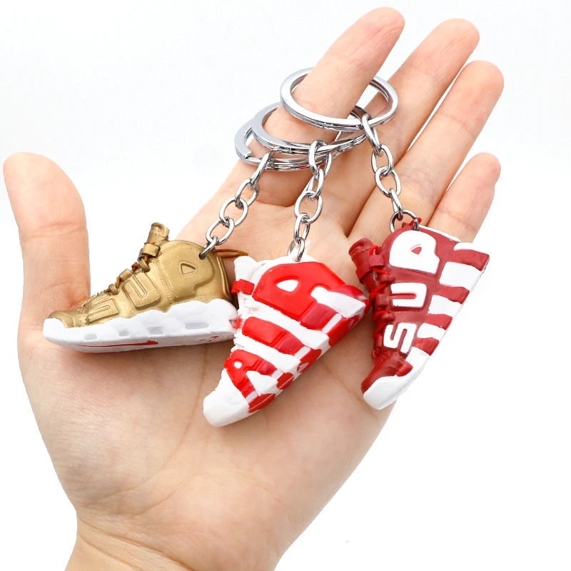 New Creative mini red blue air keychain 3D sneaker pendant men's car key model creative ins trendy ornaments pendant keyring