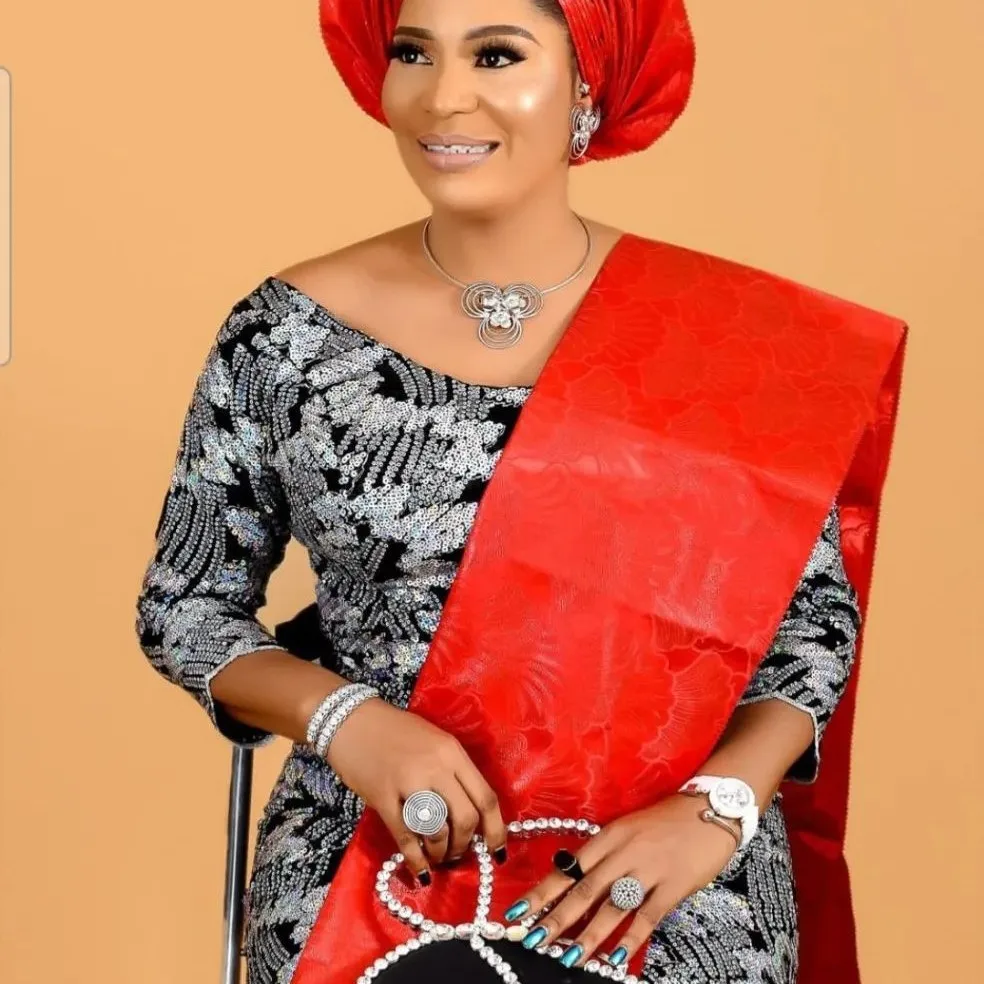 

African French Mesh Lace Fabric with Sequins 2023 High Quality French Mesh Lace for Women Wedding Party Dress