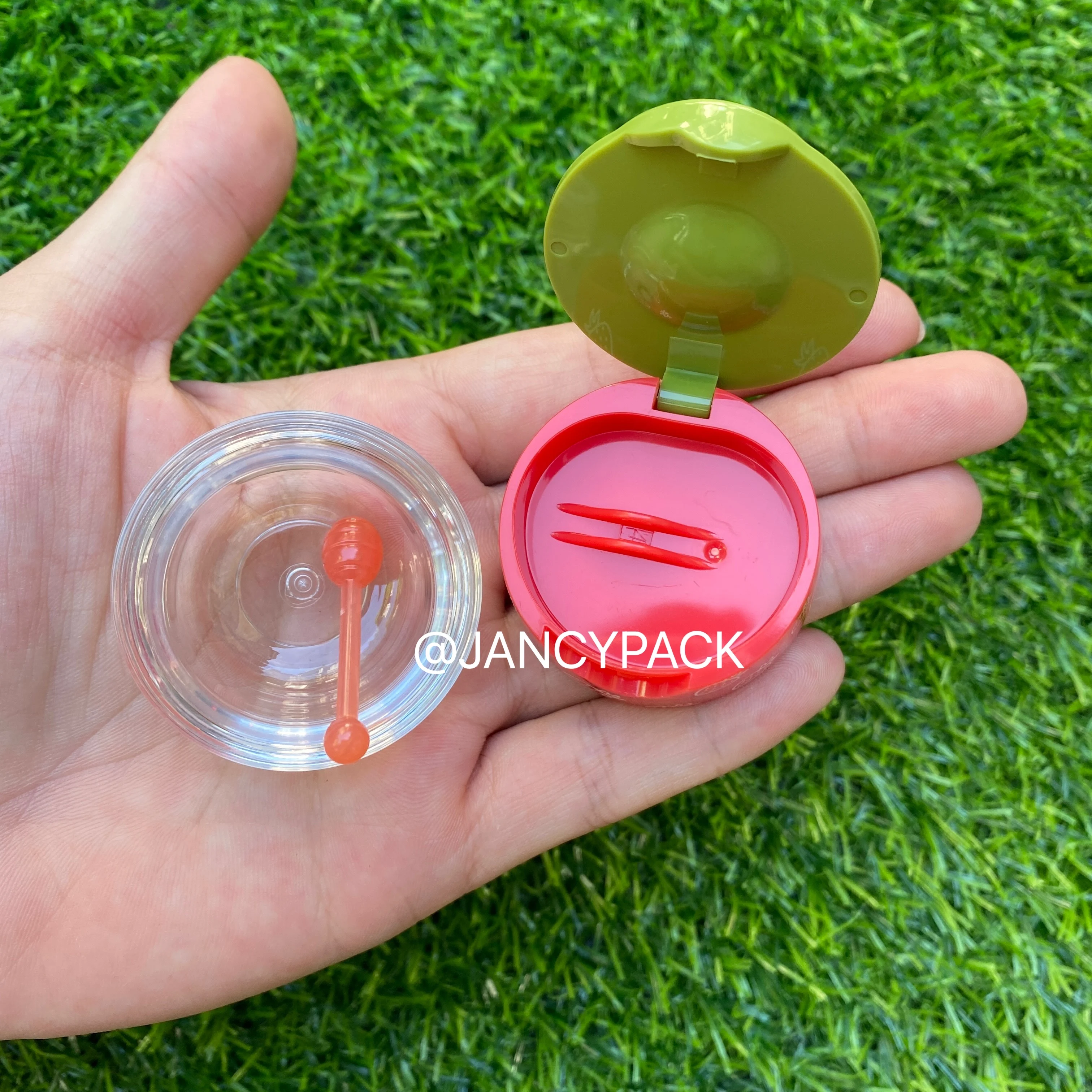 6ml Cute Lipstick Bottle Strawberry Lipstick Container Case  Lip Mask Concealer Lip Balm Jar Portable Mini Empty Cosmetic