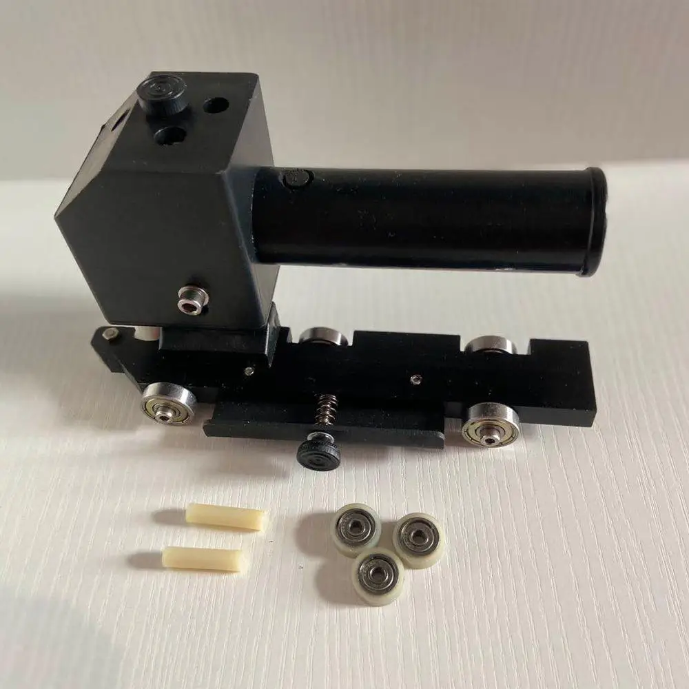 

Spacer usage tools and applicator for double glass