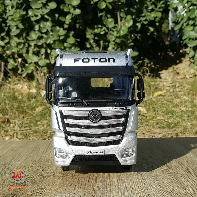 Коллекционная литая под давлением масштабная модель реплика 1:24 Foton Daimler Auman R EST