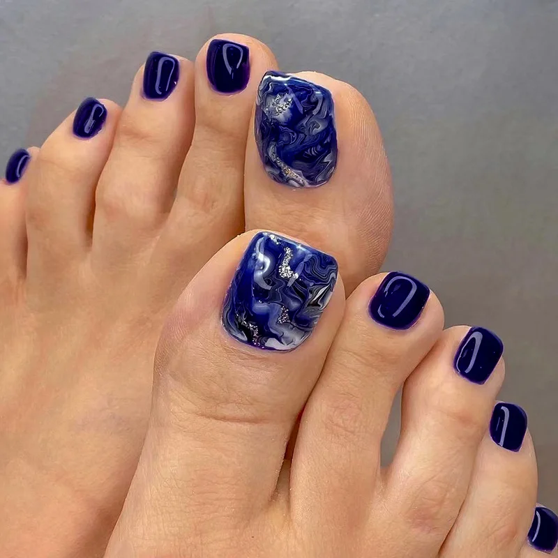 Blue White Halo Dyeing Glitter Powder Artificial Toenails Toe Fake Nails with Glue Wearable Short Flat Shape Fake Toenails