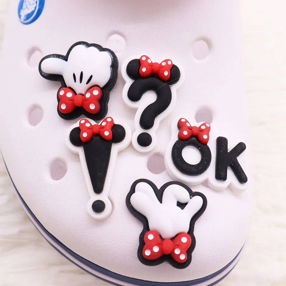

1Pcs Resin Cartoon Polka Dot Bow Hand Thumb Shoe Charms Sandals Kids Shoes Accessories Decorations for Croc JIBZ Party Gift
