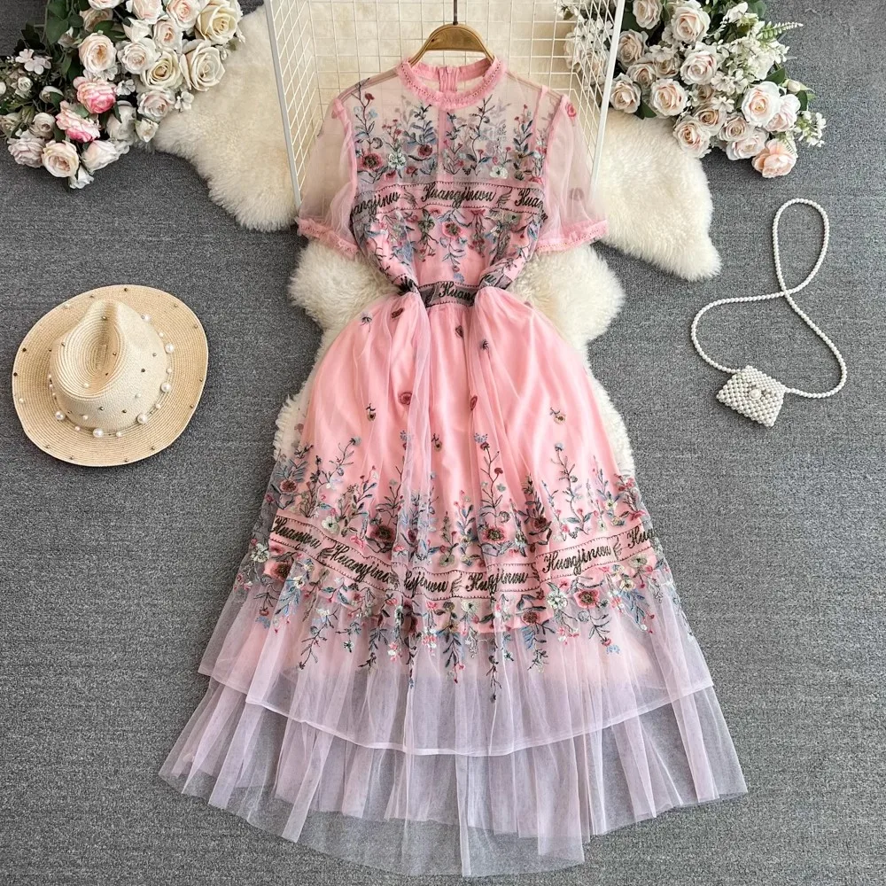 

Женское длинное Сетчатое платье с вышивкой, модельное элегантное розовое праздничное платье с воротником-стойкой, коротким рукавом и надписью, лето