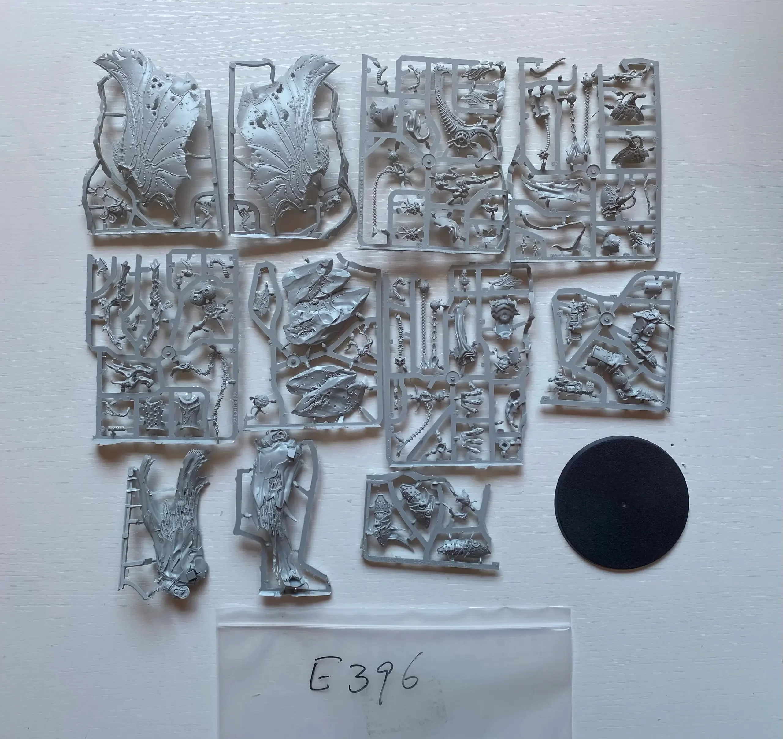 

Motarian Death Guard E396 Resin Model Kit Unpainted Board Game Wargames Garage Kits