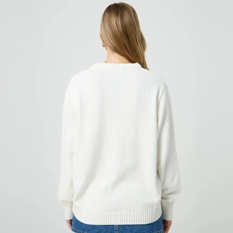 Женский свободный трикотажный свитер с принтом медведя