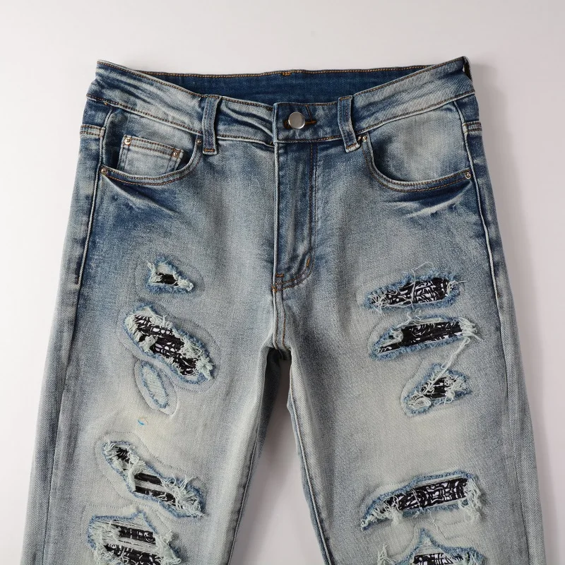 Мужские джинсы в стиле пэчворк растягивающиеся рваные с прорезями