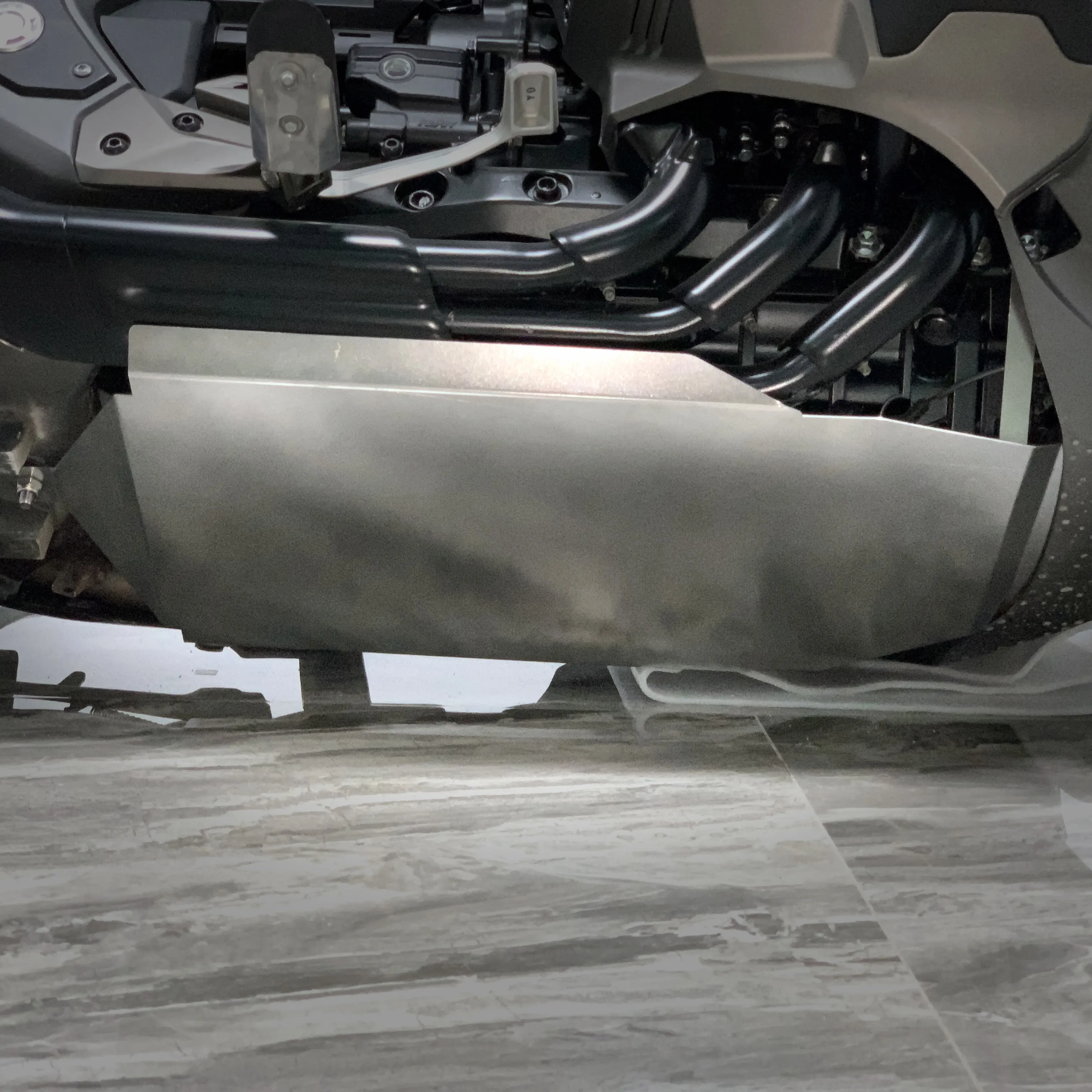 

PANICAL Engine Bottom Protective Cover Guard Plate Exhaust Armor Belly Pan For HONDA GOLD WING GL1800 GL1800B F6B 2018-2023