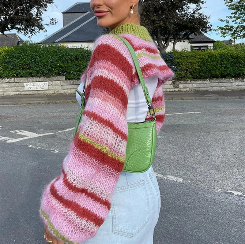 Женский трикотажный свитер в полоску Укороченный джемпер с круглым вырезом и