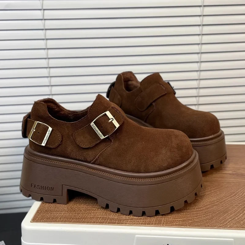 Женские зимние ботинки на платформе замшевая спортивная обувь с леопардовым