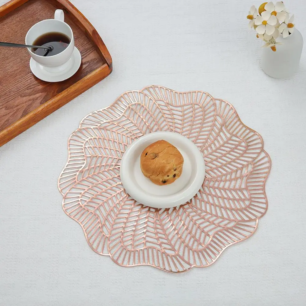 

Excellent Dining Placemat Washable Lightweight Irregular Swirl Pattern Cup Placemat Reusable Table Coaster Household Supply
