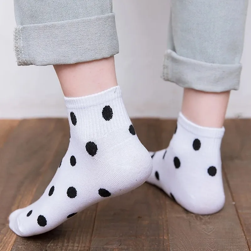 5 Pairs New Style Pure Cotton Trend Summer Women Girl Fashion Boat Socks Leisure Daliy Striped Love White Short Socks for Dress
