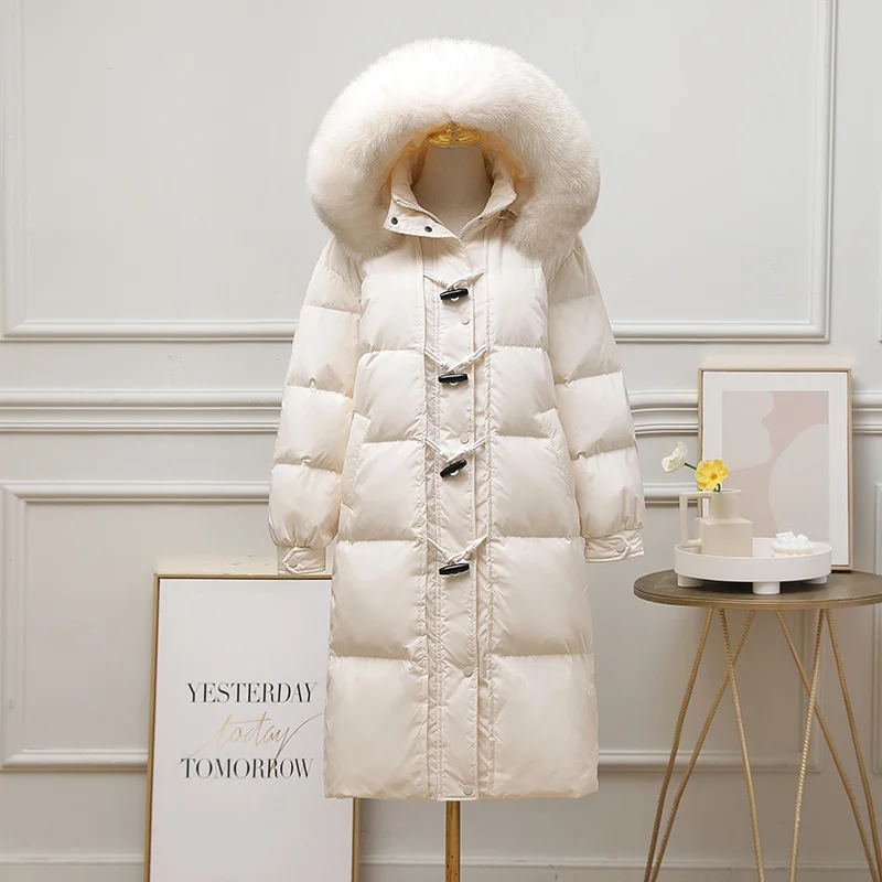 Женская куртка с капюшоном и воротником из лисьего меха