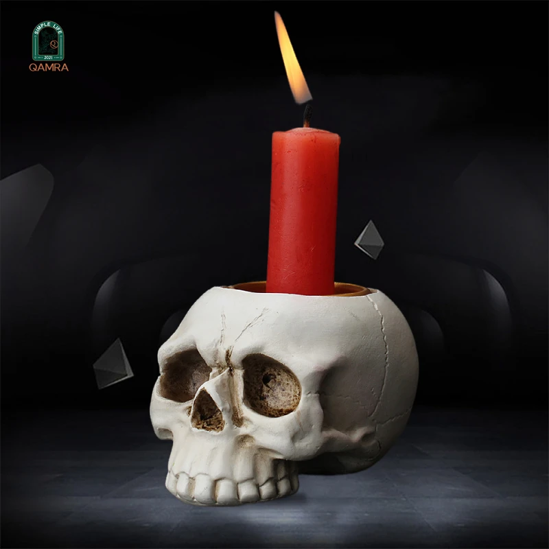 

Skull model candlestick creative horror desktop ornaments Halloween secret room escape haunted house bar atmosphere decoration