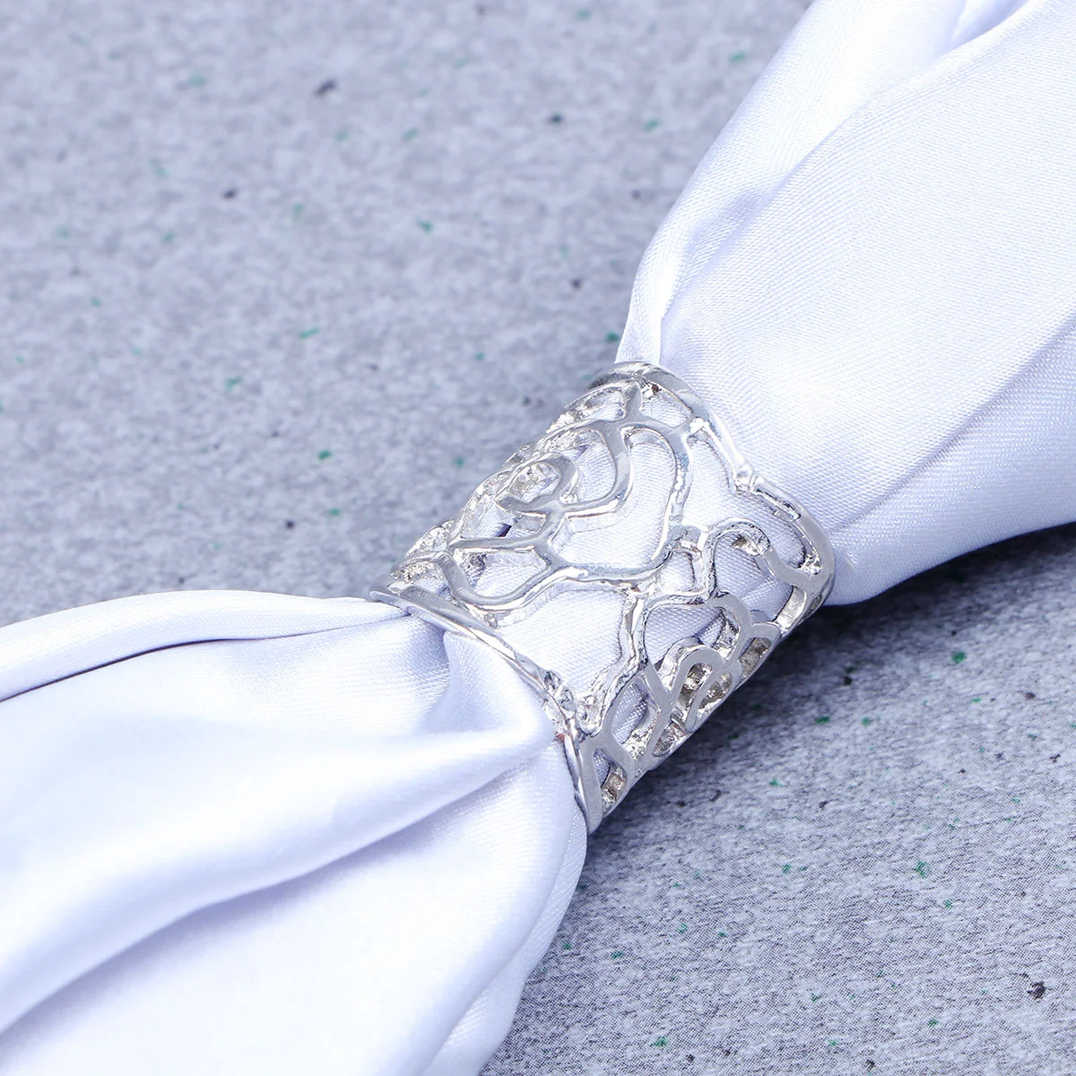 Шарфы с розами и пряжкой позолоченные полые шелковые кольца шарф скользящие