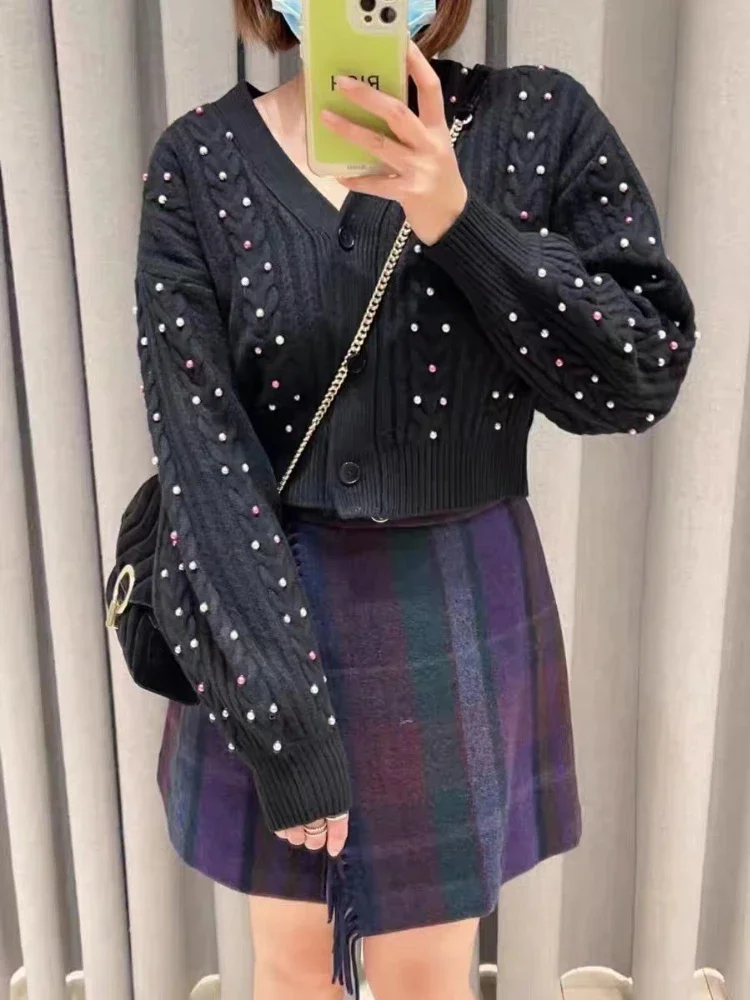 

2022 Autumn and Winter New Women Sweater Color Beads V-neck Lantern Sleeve Knitted Cardigan