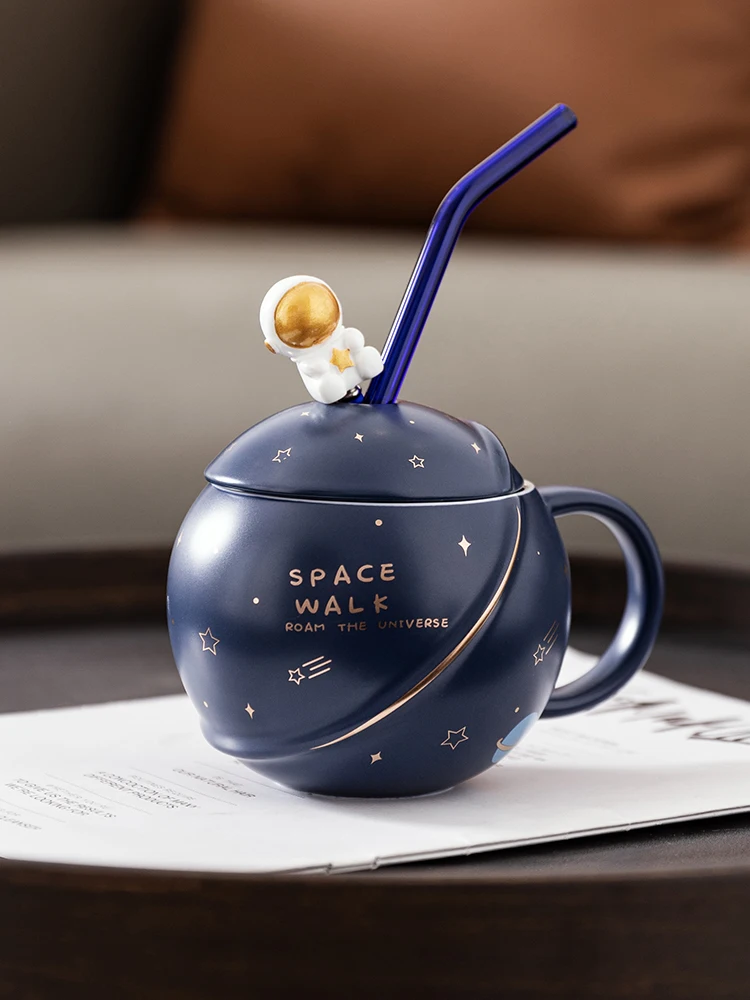 

Large Capacity Mug Ceramic Cup With Lid And Spoon Breakfast Cup Female Cute Creative Coffee Cup