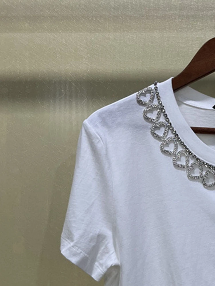 

2022 Spring New Heart-shaped Rhinestone Round Neck Knitted Short-sleeved T-shirt Women