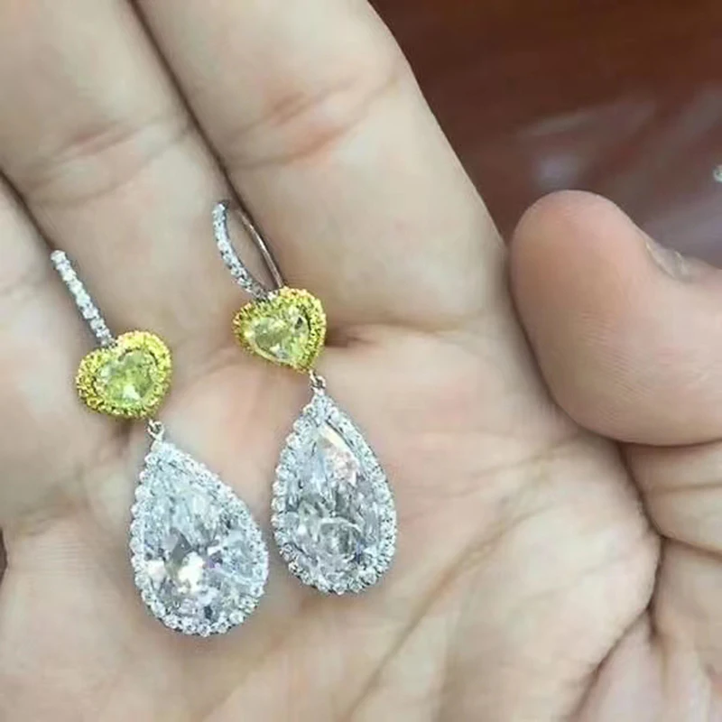 

Huitan Luxury Big Water Drop Cubic Zirconia Dangle Earrings Women Two-tone Yellow Heart Earrings Elegant Wedding Party Jewelry