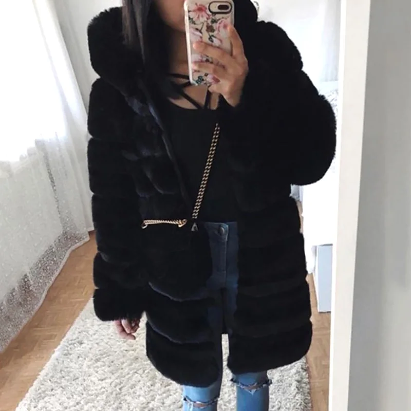 Winter 2021 Fashion New Women's Plush Faux Fur Coat Casual Oversized Ladies Thick and Warm Fashionable Hooded Coat with Pockets