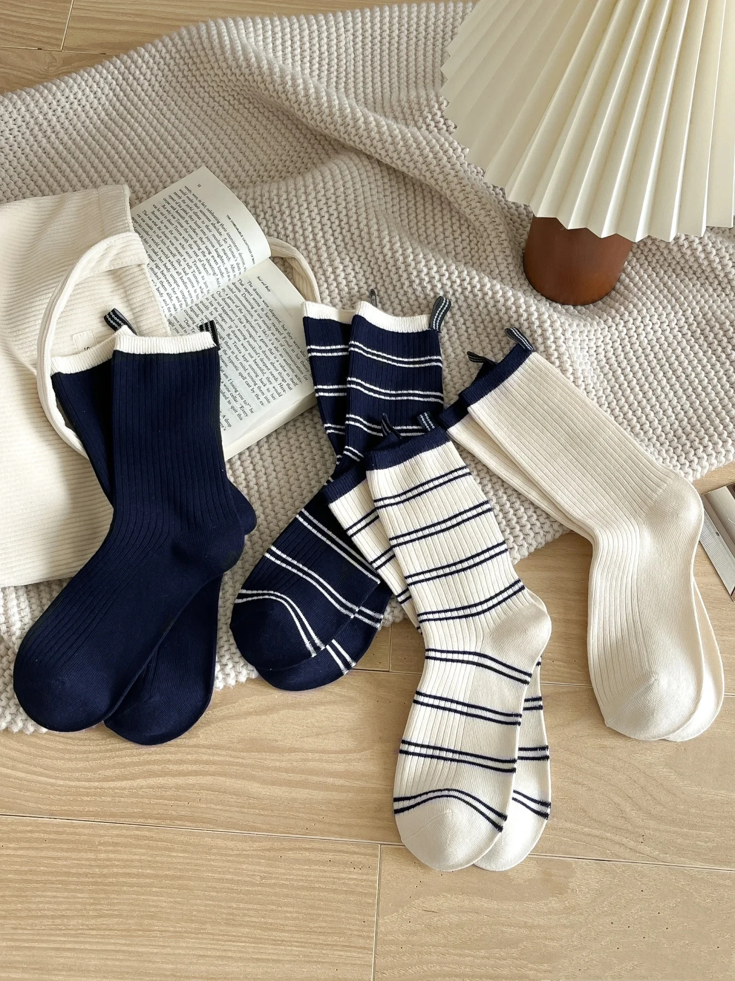 Носки женские длинные из чистого хлопка на весну и осень