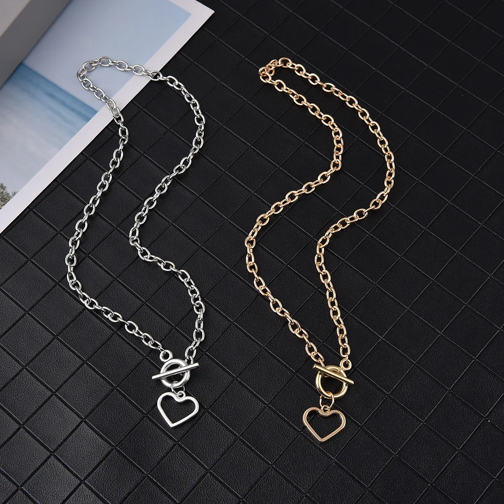 

2023 New Love Concise Pendant Metal Texture Hip Hop Necklaces Girl Hollow Temperament Clavicle Chain