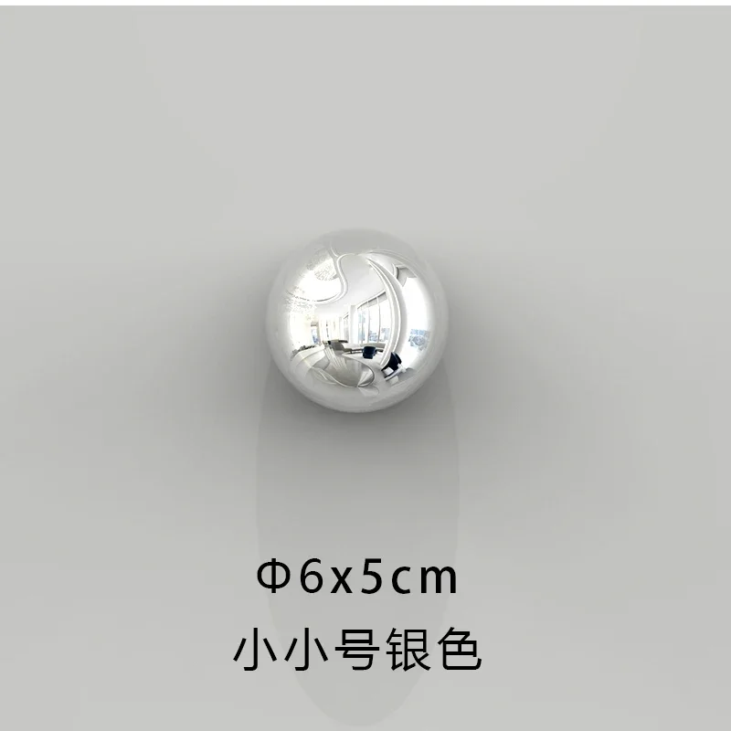 

Декоративный шар из пластика