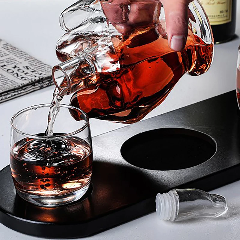 Креативный палец стеклянная бутылка для вина графин с кулаком нерегулярный