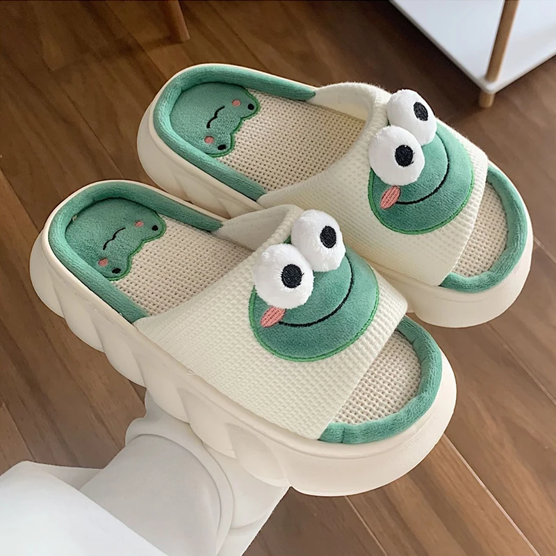 

Couple Linen Slippers Cute Cartoon Frog Home Slippers Four Seasons Indoor Home Sandals Cartoon Funny Summer Women's Slippers