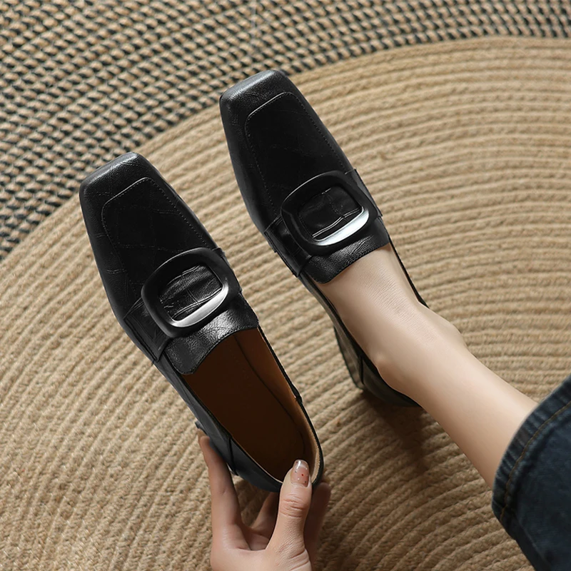 Женские кожаные туфли на массивном каблуке классические офисные лоферы с