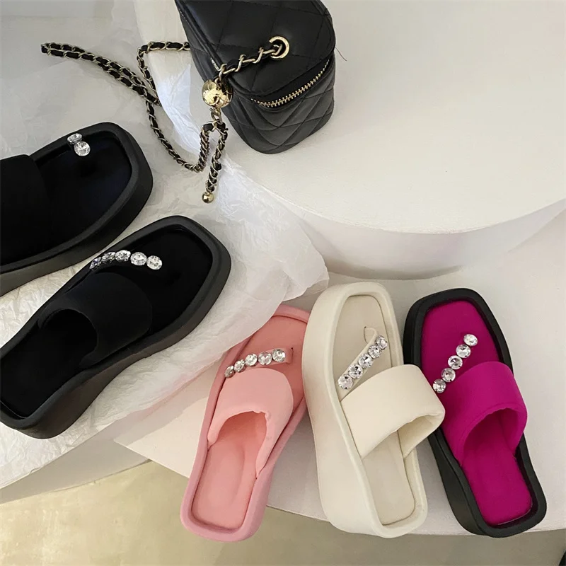 2023 Summer New Clip-toe Crystal Slippers Women Wedges Platform Shoes Fashion Flip-flops Fad Dress Sandals Casual Beach Slides