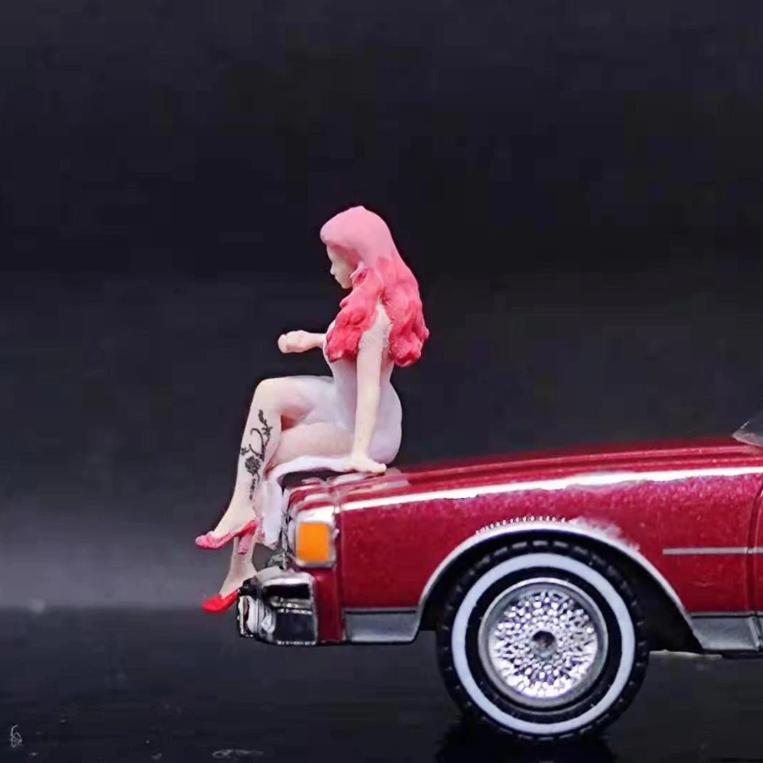 

1/64 puppet model white clothes red hair sitting female car model scene with micro landscape props
